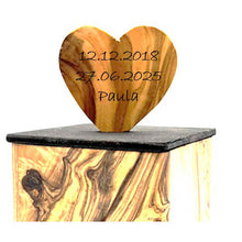 Charger l'image dans la galerie, Cubes d'animaux en bois d'olive Cubus - Gymnastique en bois durable pour animaux de compagnie jusqu'à 15 kg avec une option de gravure
